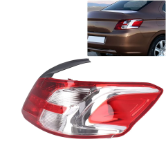 Peugeot 301 Arka Sağ Stop Lambası